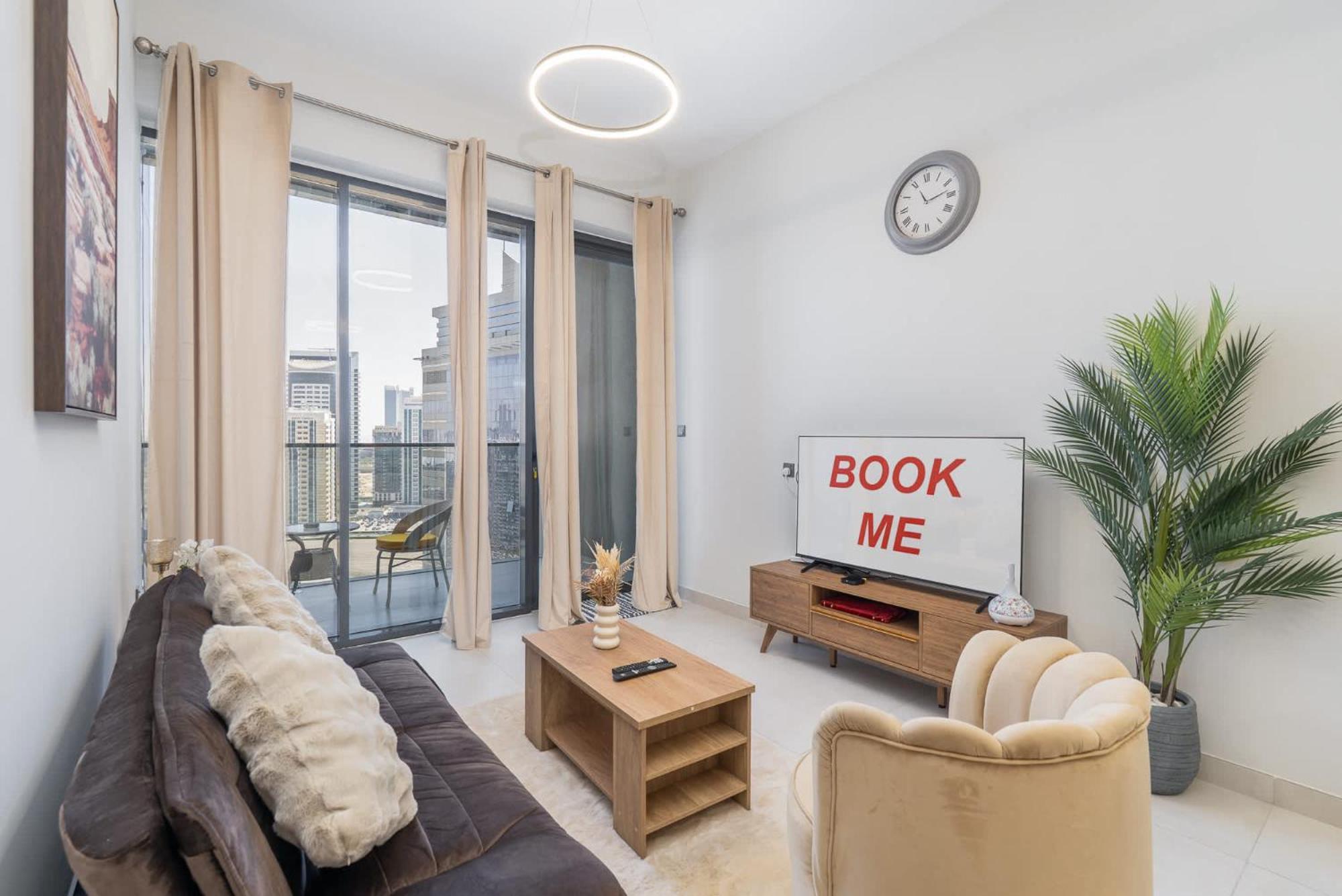 Stylish 1-bedroom Retreat In Amal Tower Sports Dubai